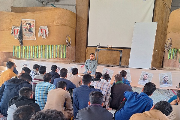 برگزاری دومین دوره مدرسه تربیتی شهید سلیمانی در کرمان